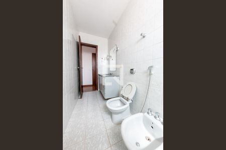 Apartamento à venda com 144m², 4 quartos e 3 vagasBanheiro Social