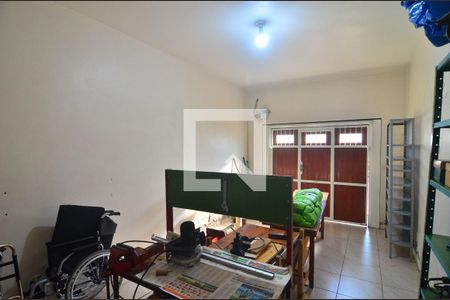 Casa à venda com 155m², 4 quartos e 5 vagasGaragem