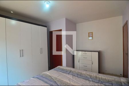 Casa à venda com 155m², 4 quartos e 5 vagasSuíte