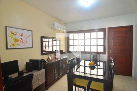 Casa à venda com 155m², 4 quartos e 5 vagasSala de jantar