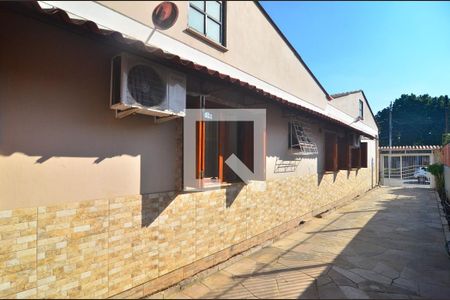 Casa à venda com 155m², 4 quartos e 5 vagasPátio