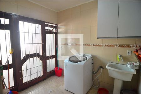 Casa à venda com 155m², 4 quartos e 5 vagasÁrea de Serviço