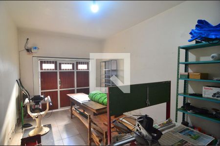 Casa à venda com 155m², 4 quartos e 5 vagasGaragem