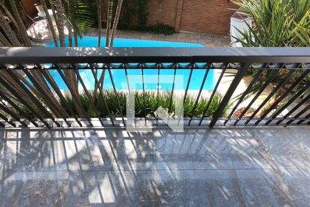 Casa à venda com 800m², 5 quartos e 4 vagas Casa à venda com 800m², 5 quartos e 4 vagasSuíte _Varanda