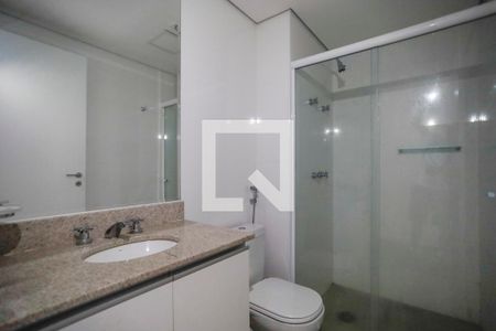 Banheiro de kitnet/studio para alugar com 1 quarto, 36m² em Bela Vista, São Paulo