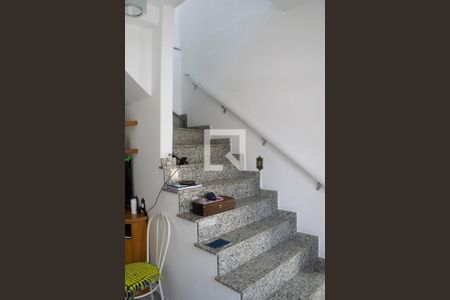 Sala/Quarto de casa à venda com 3 quartos, 120m² em Vila Pita, São Paulo