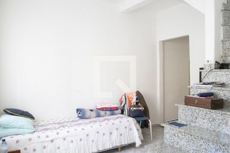 Sala/Quarto de casa à venda com 3 quartos, 120m² em Vila Pita, São Paulo