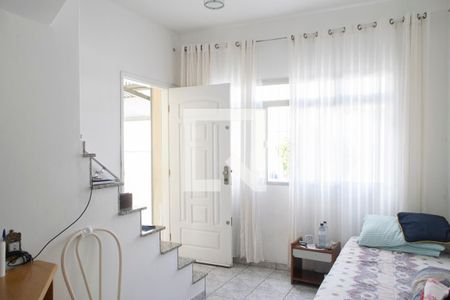 Sala/Quarto de casa à venda com 3 quartos, 120m² em Vila Pita, São Paulo