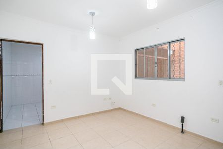 Sala de casa para alugar com 2 quartos, 90m² em Vila Iório, São Paulo
