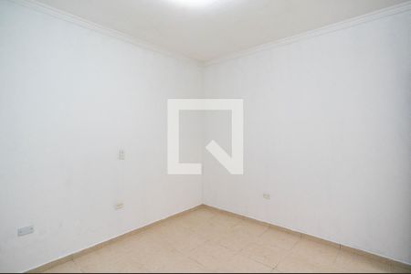 Quarto 1 de casa para alugar com 2 quartos, 90m² em Vila Iório, São Paulo