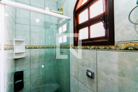 Casa à venda com 254m², 3 quartos e 2 vagas Casa à venda com 254m², 3 quartos e 2 vagasBanheiro social 1