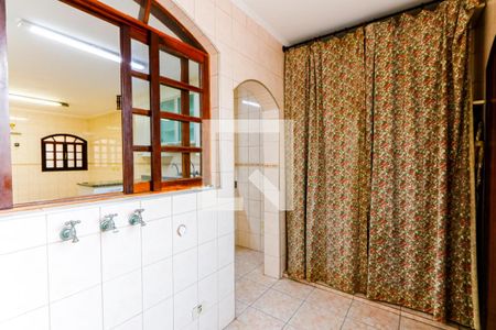 Casa à venda com 254m², 3 quartos e 2 vagas Casa à venda com 254m², 3 quartos e 2 vagasÁrea de serviço