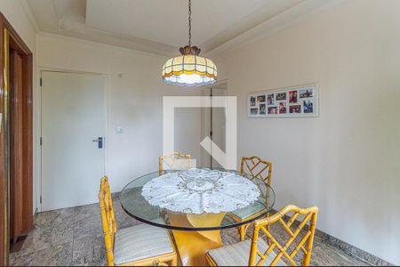 Apartamento à venda com 266m², 3 quartos e 1 vaga Apartamento à venda com 266m², 3 quartos e 1 vagaCopa