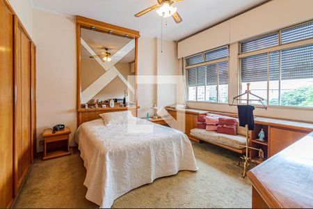 Apartamento à venda com 266m², 3 quartos e 1 vaga Apartamento à venda com 266m², 3 quartos e 1 vagaSuíte