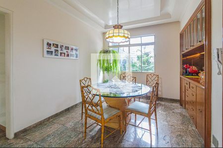 Apartamento à venda com 266m², 3 quartos e 1 vaga Apartamento à venda com 266m², 3 quartos e 1 vagaCopa