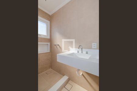 Casa à venda com 270m², 3 quartos e 4 vagas Casa à venda com 270m², 3 quartos e 4 vagasSuite