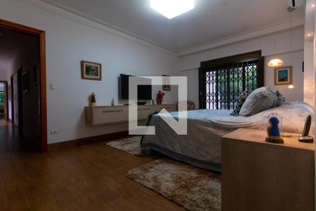 Casa à venda com 750m², 5 quartos e 10 vagas Casa à venda com 750m², 5 quartos e 10 vagasQuarto 5 - Suíte