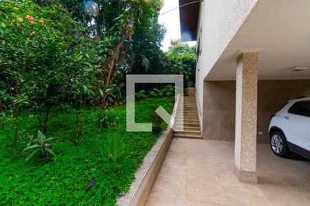 Casa à venda com 750m², 5 quartos e 10 vagas Casa à venda com 750m², 5 quartos e 10 vagasJardim