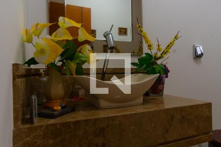 Casa à venda com 750m², 5 quartos e 10 vagas Casa à venda com 750m², 5 quartos e 10 vagasBanheiro da Suíte 3