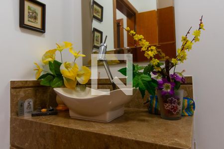 Casa à venda com 750m², 5 quartos e 10 vagas Casa à venda com 750m², 5 quartos e 10 vagasBanheiro da Suíte 3