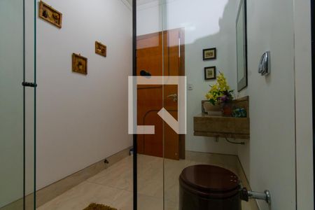 Casa à venda com 750m², 5 quartos e 10 vagas Casa à venda com 750m², 5 quartos e 10 vagasBanheiro da Suíte 3