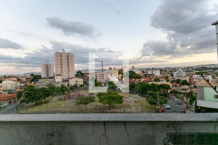 Apartamento à venda com 200m², 3 quartos e 4 vagasCobertura