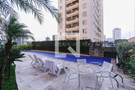 Apartamento para alugar com 178m², 3 quartos e 3 vagas Apartamento para alugar com 178m², 3 quartos e 3 vagasPiscina