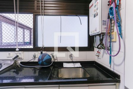 Apartamento para alugar com 178m², 3 quartos e 3 vagas Apartamento para alugar com 178m², 3 quartos e 3 vagasÁrea de Serviço