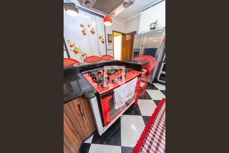 Casa à venda com 300m², 4 quartos e 4 vagasFogão