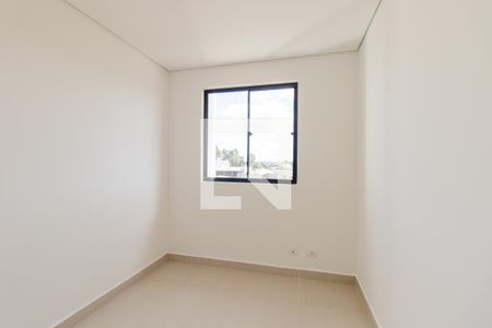 Quarto 1 de apartamento para alugar com 2 quartos, 52m² em Parque da Fonte, São José dos Pinhais