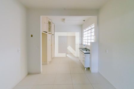 Casa à venda com 270m², 4 quartos e 3 vagasCozinha