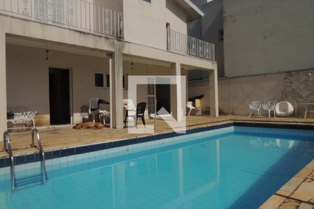 Casa de condomínio à venda com 440m², 4 quartos e 2 vagasPiscina