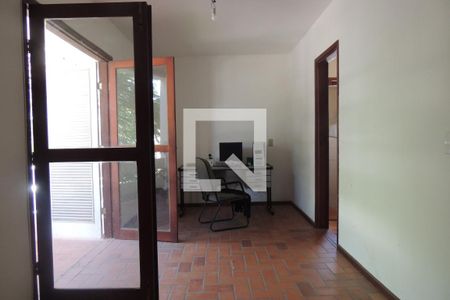 Casa de condomínio à venda com 440m², 4 quartos e 2 vagasSuíte