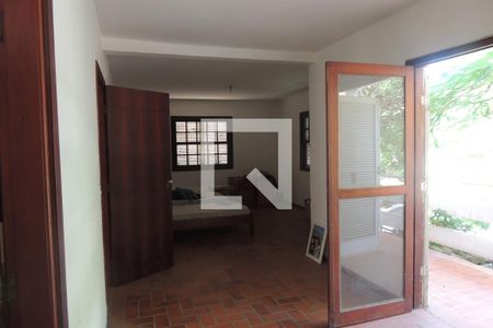 Casa de condomínio à venda com 440m², 4 quartos e 2 vagasSuíte