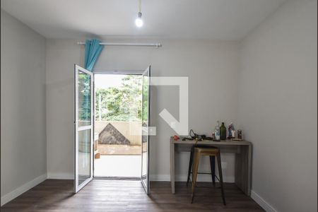 Casa à venda com 280m², 3 quartos e 3 vagasSuíte 01