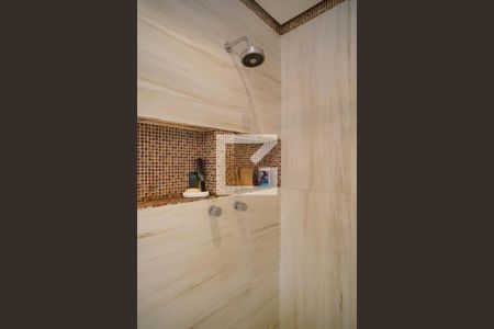 Casa à venda com 352m², 3 quartos e 4 vagasSuíte