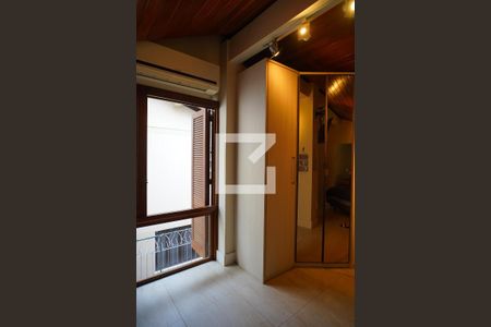 Casa à venda com 352m², 3 quartos e 4 vagasSuíte 2