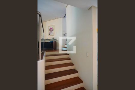 Casa à venda com 352m², 3 quartos e 4 vagasAcesso dormitórios