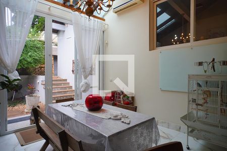 Casa à venda com 352m², 3 quartos e 4 vagasEspaço Gourmet