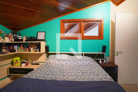 Casa à venda com 352m², 3 quartos e 4 vagasSuíte 2