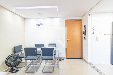 Sala de apartamento para alugar com 2 quartos, 50m² em Encantado, Rio de Janeiro