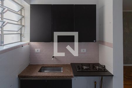 Cozinha de apartamento para alugar com 1 quarto, 37m² em Vila Buarque, São Paulo
