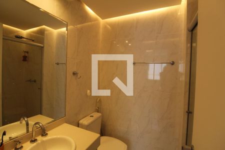 Casa de condomínio à venda com 375m², 5 quartos e 3 vagasBanheiro - Suíte 1