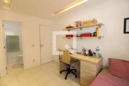 Casa de condomínio à venda com 375m², 5 quartos e 3 vagasSuíte 3