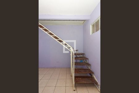 Escada de casa para alugar com 2 quartos, 90m² em Protásio Alves, Porto Alegre