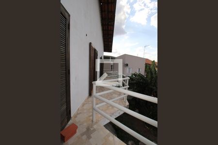 Casa à venda com 316m², 3 quartos e 6 vagasSacada dos Quartos