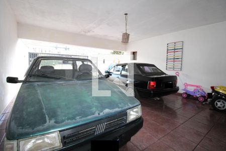 Casa à venda com 316m², 3 quartos e 6 vagasGaragem