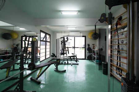 Apartamento para alugar com 120m², 2 quartos e 2 vagas Apartamento para alugar com 120m², 2 quartos e 2 vagasÁrea comum - Academia