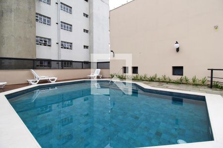Apartamento para alugar com 120m², 2 quartos e 2 vagas Apartamento para alugar com 120m², 2 quartos e 2 vagasÁrea comum - Piscina