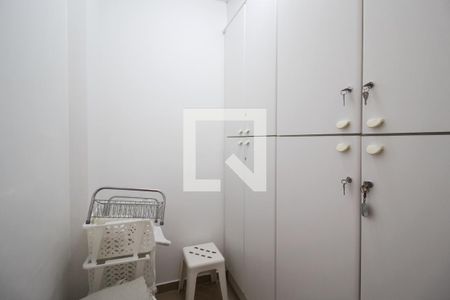 Apartamento para alugar com 120m², 2 quartos e 2 vagas Apartamento para alugar com 120m², 2 quartos e 2 vagasQuarto de Serviço